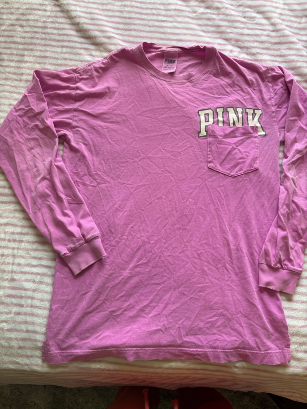 Vintage PINK oversized Long Sleeve Pocket Tee - Pink